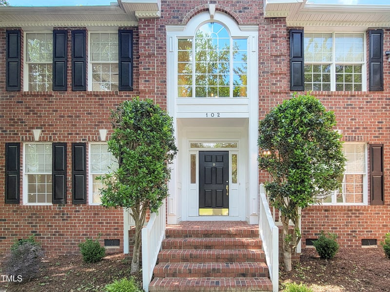 102 Downing Forest Pl, Cary, NC 27519