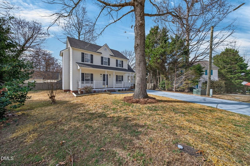 102 Driffield Ct, Knightdale, NC 27545