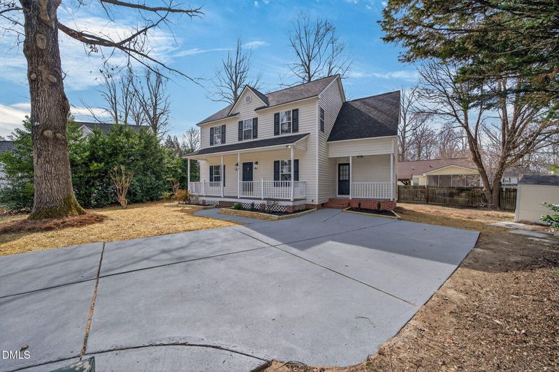 102 Driffield Ct, Knightdale, NC 27545