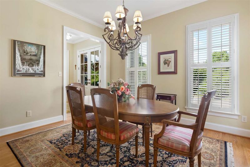 102 Driskel Ct, Chapel Hill, NC 27517
