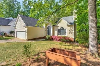 102 Durington Pl, Cary, NC 27518