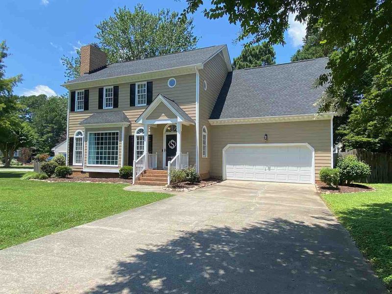 102 Eaglesham Way, Cary, NC 27513