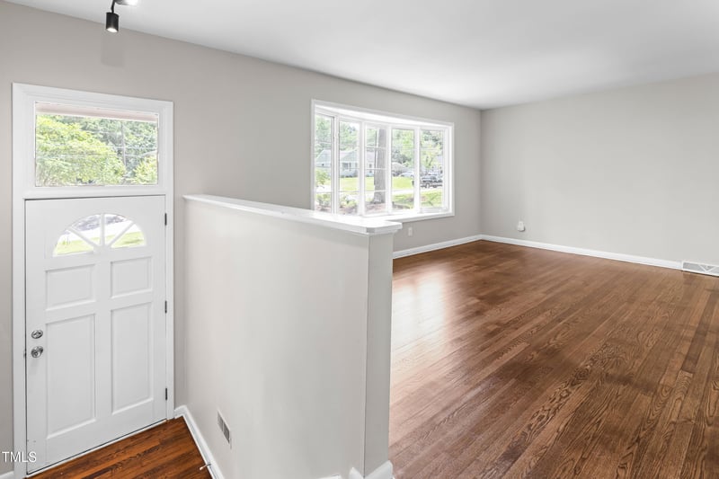 102 Emerald Cir, Durham, NC 27713
