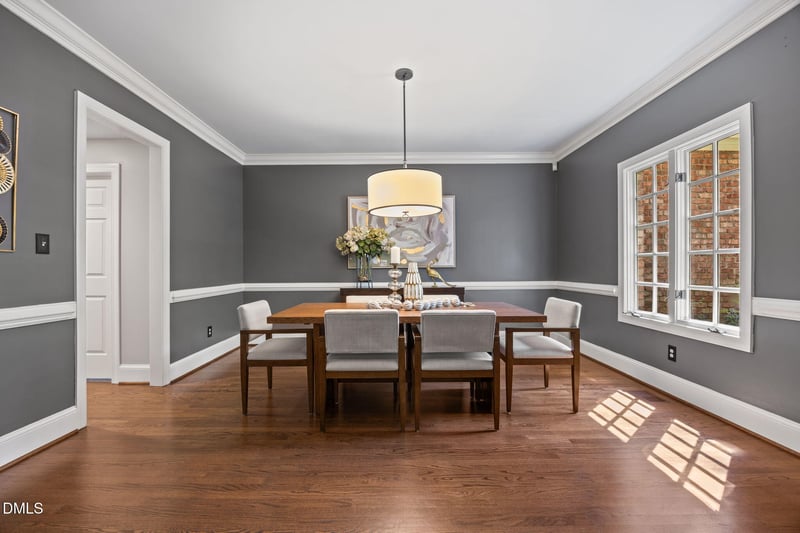 102 Eyemouth Ct, Cary, NC 27513
