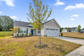 102 Fairfield Grove Ct, Sanford, NC 27330