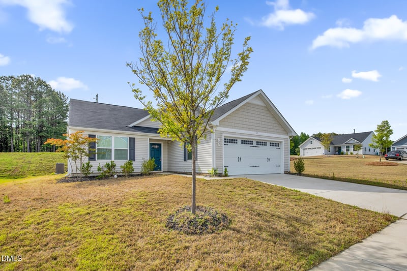 102 Fairfield Grove Ct, Sanford, NC 27330