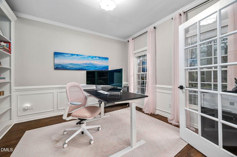 102 Fentress Ct, Cary, NC 27519