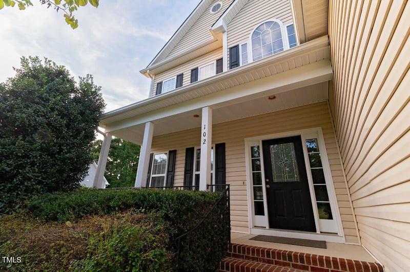 102 Fontana Dr, Clayton, NC 27527