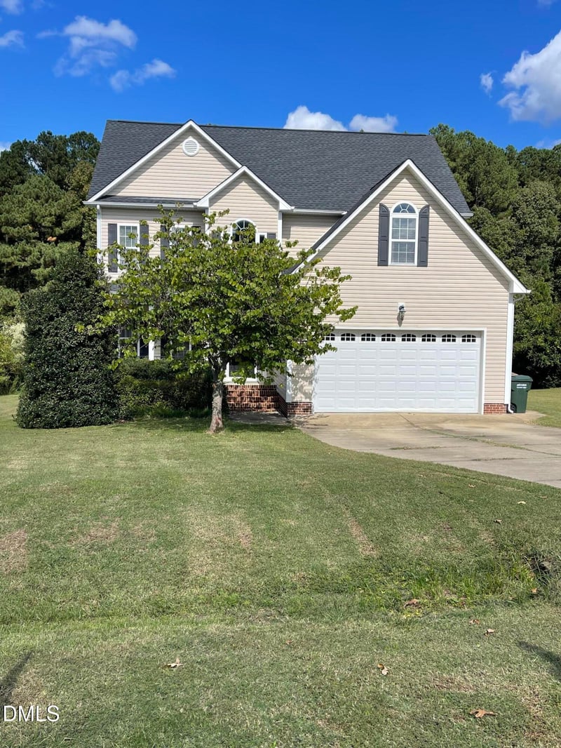 102 Fontana Dr, Clayton, NC 27527