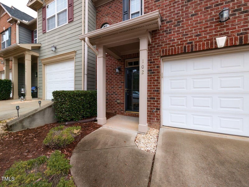 102 Forrymast Trl, Apex, NC 27539