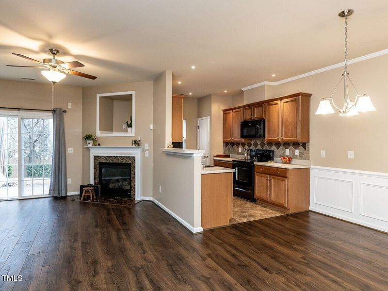 102 Forrymast Trl, Apex, NC 27539