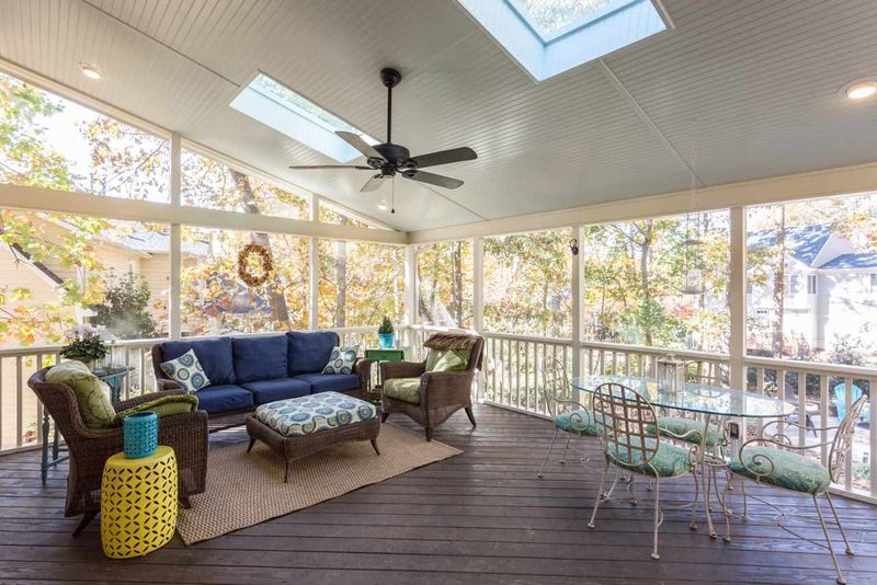 102 Franklin Chase Ct, Cary, NC 27518
