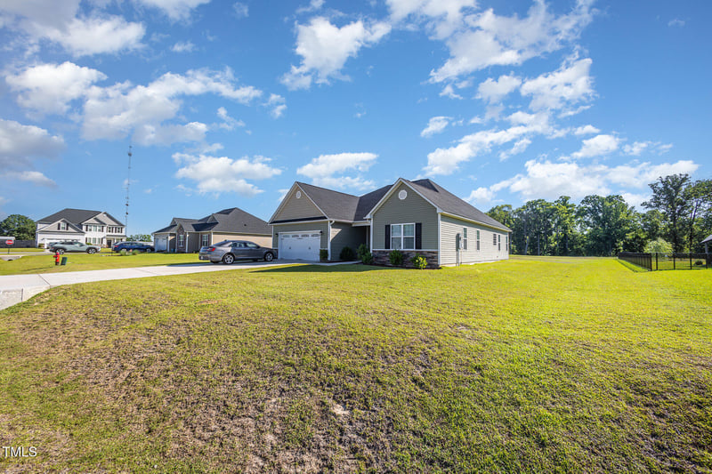 102 Gabor Ln, Goldsboro, NC 27530