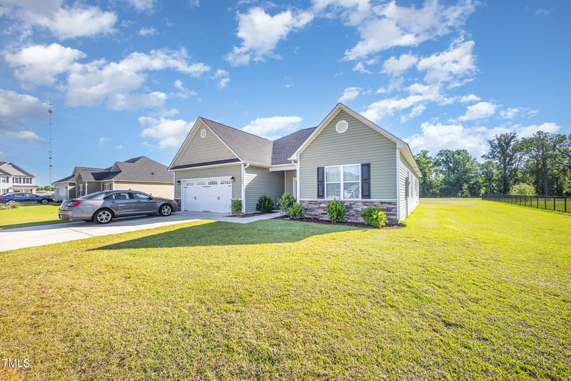 102 Gabor Ln, Goldsboro, NC 27530