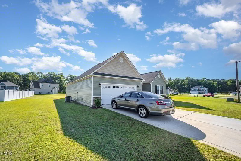 102 Gabor Ln, Goldsboro, NC 27530
