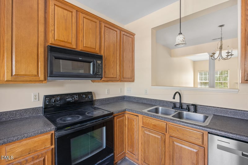 102 Galimore Way, Apex, NC 27502