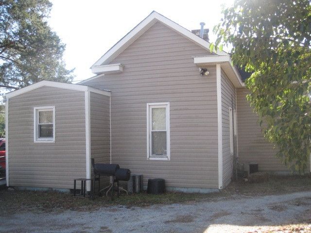 102 W Garner Rd, Garner, NC 27529
