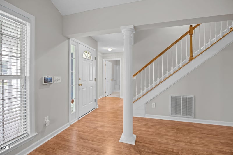102 Gary Ct, Garner, NC 27529