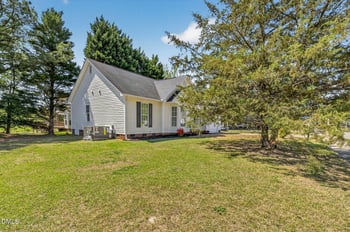 102 Gem Dr, Knightdale, NC 27545