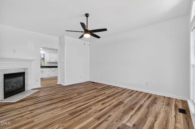 102 Gem Dr, Knightdale, NC 27545