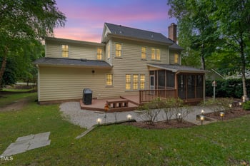 102 Glenmore Rd, Cary, NC 27519