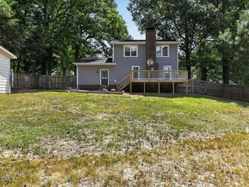 102 Greenwood Cir, Smithfield, NC 27577
