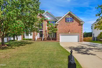 102 Greygate Pl, Cary, NC 27518