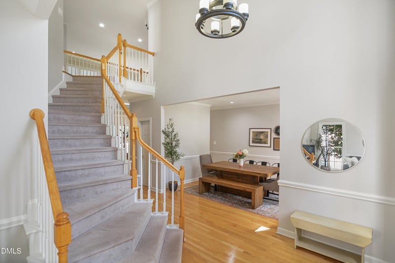 102 Greygate Pl, Cary, NC 27518