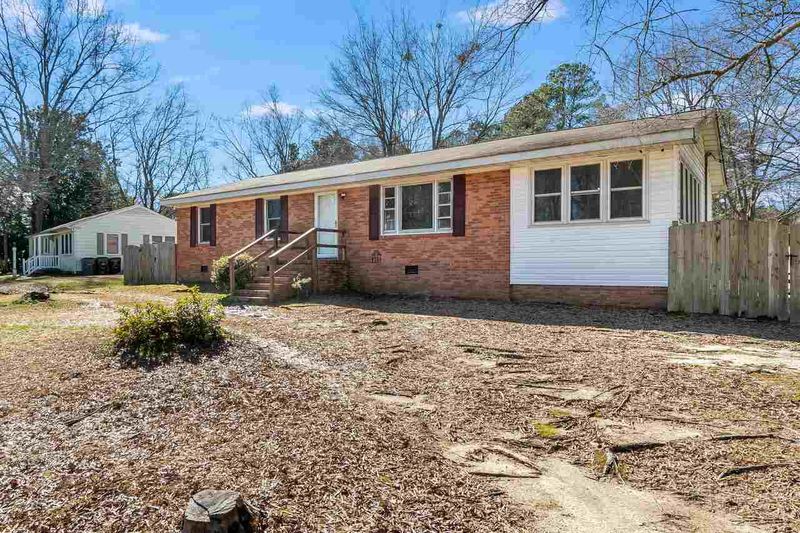 102 Griffin Dr, Wendell, NC 27591