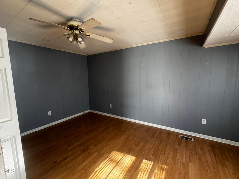 102 Hartley Dr, Smithfield, NC 27577