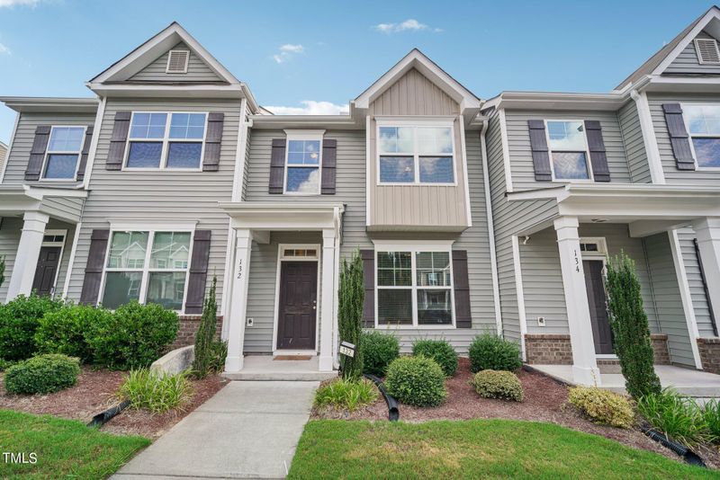 102 Harvest Oaks Ln #132, Durham, NC 27703