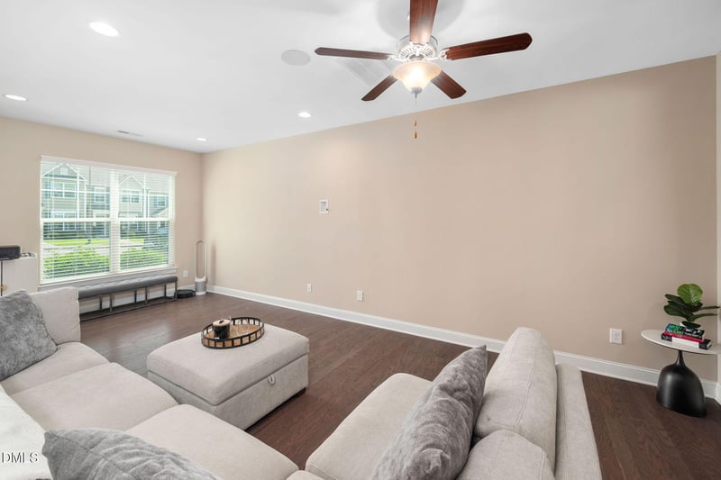 102 Harvest Oaks Ln #38, Durham, NC 27703