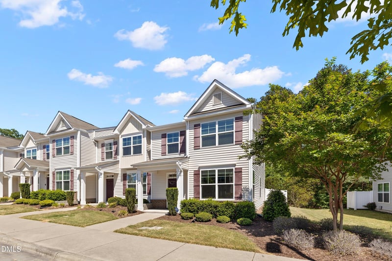102 Harvest Oaks Ln #59, Durham, NC 27703