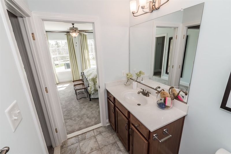 102 Harvest Oaks Ln #69, Durham, NC 27703