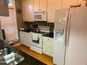 102 Hatfield Ln, Raleigh, NC 27603