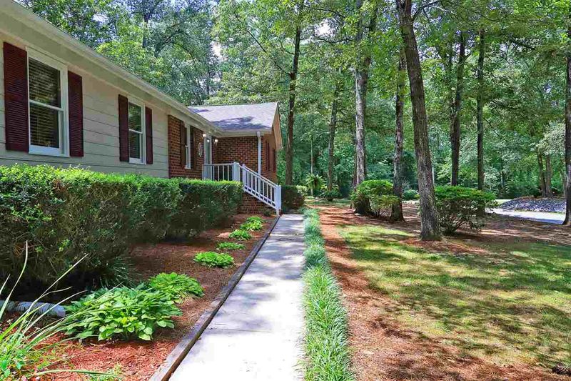 102 Haystack Cir, Fuquay Varina, NC 27526