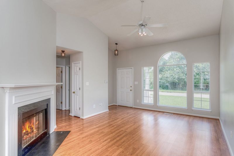 102 Heathwick Dr, Knightdale, NC 27545