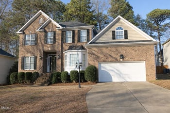 102 Hemingford Grey Ct, Cary, NC 27518