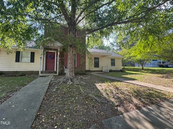 102 Henley Pl, Smithfield, NC 27577