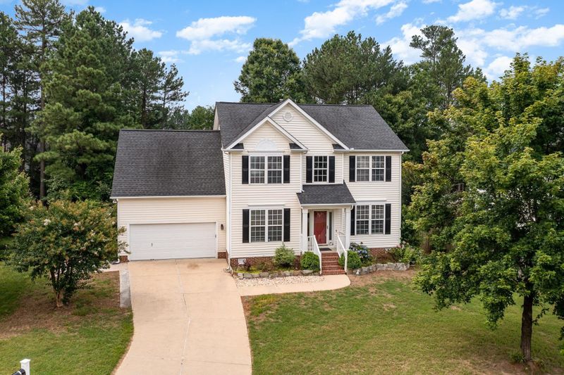 102 Hewitt Ct, Morrisville, NC 27560
