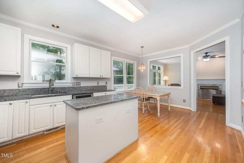 102 Highstream Pl, Chapel Hill, NC 27516