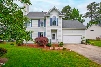 102 Hill Dr, Cary, NC 27519