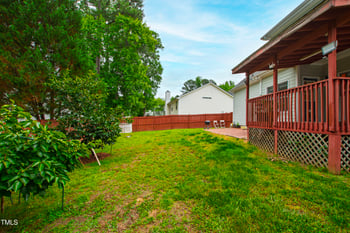 102 Hill Dr, Cary, NC 27519