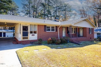 102 Hillcrest Dr, Smithfield, NC 27577