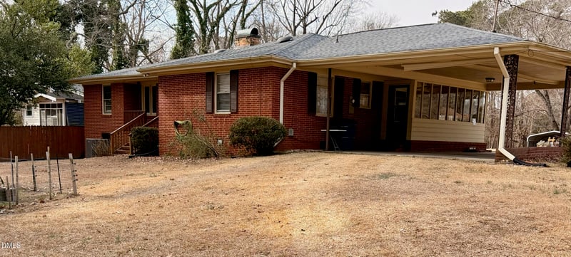 102 Hillcrest Dr, Smithfield, NC 27577