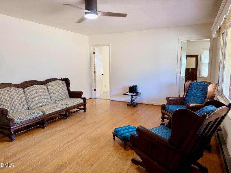 102 Hillcrest Dr, Smithfield, NC 27577