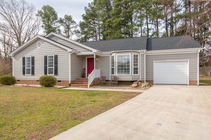 102 Iron Kettle Ct, Knightdale, NC 27545