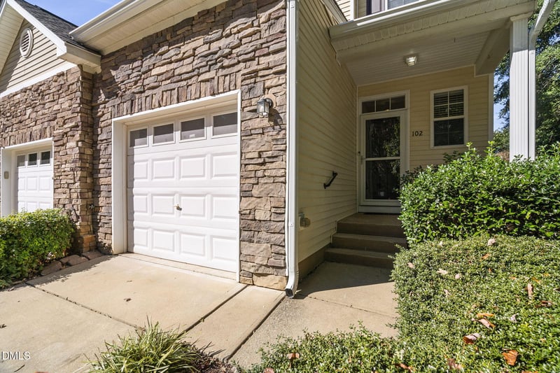 102 Jamison Woods Ln, Apex, NC 27539