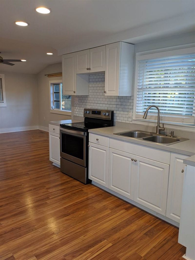 102 Jordan Ln, Wake Forest, NC 27587