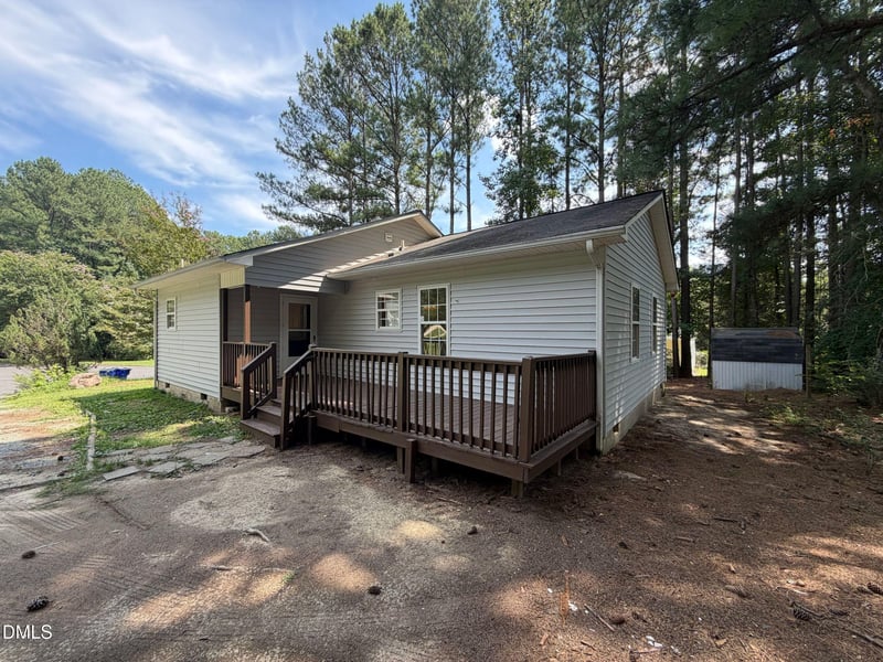 102 Jubilee Dr, Chapel Hill, NC 27516